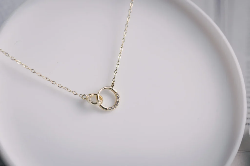 クリスマスプレゼントにぴったりなネックレス